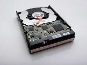 Твърд Диск-HDD-SSD