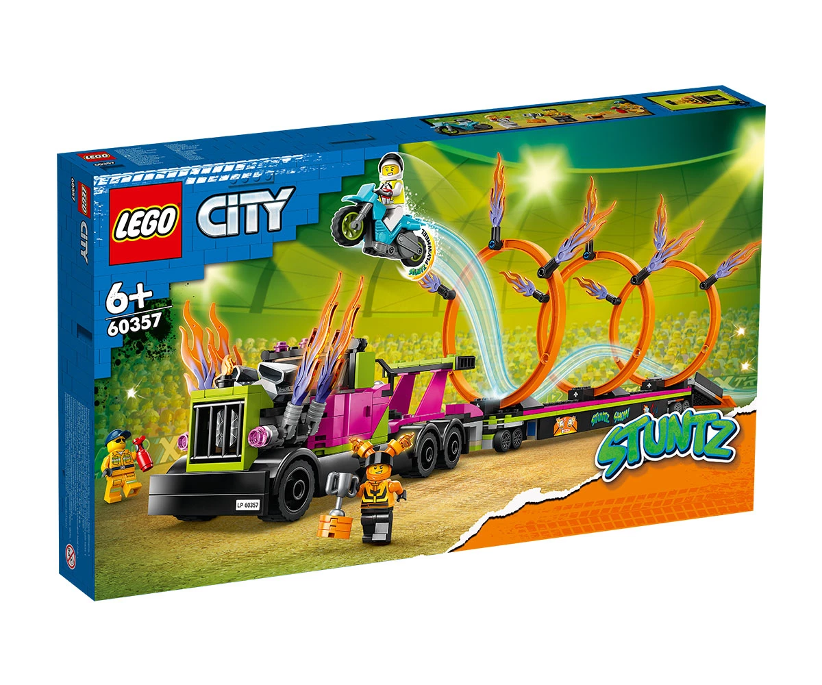 LEGO City Stunt 60357 – Предизвикателство с камион за каскади и огнен обръч